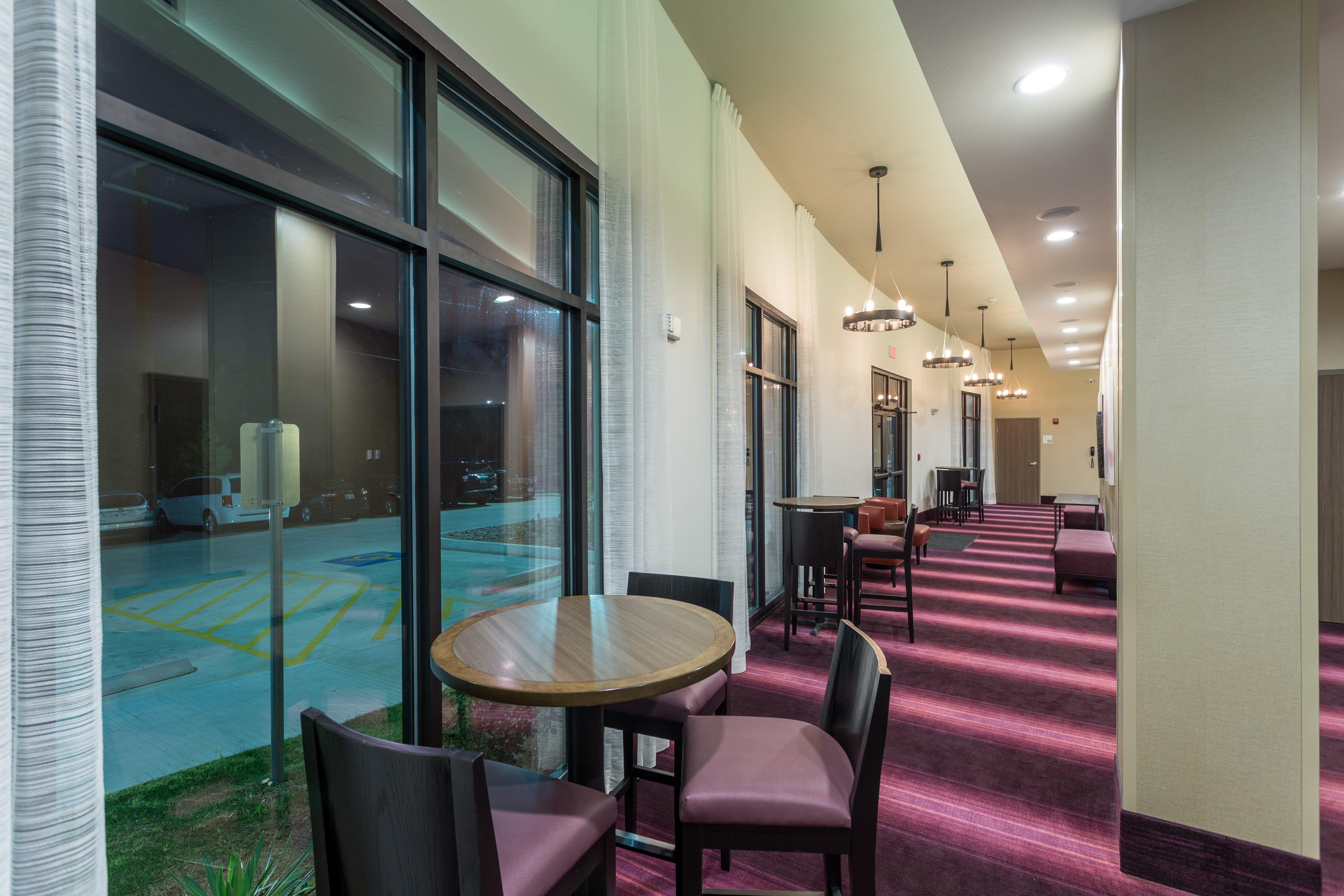 Holiday Inn San Marcos Convention Center By Ihg Exterior photo