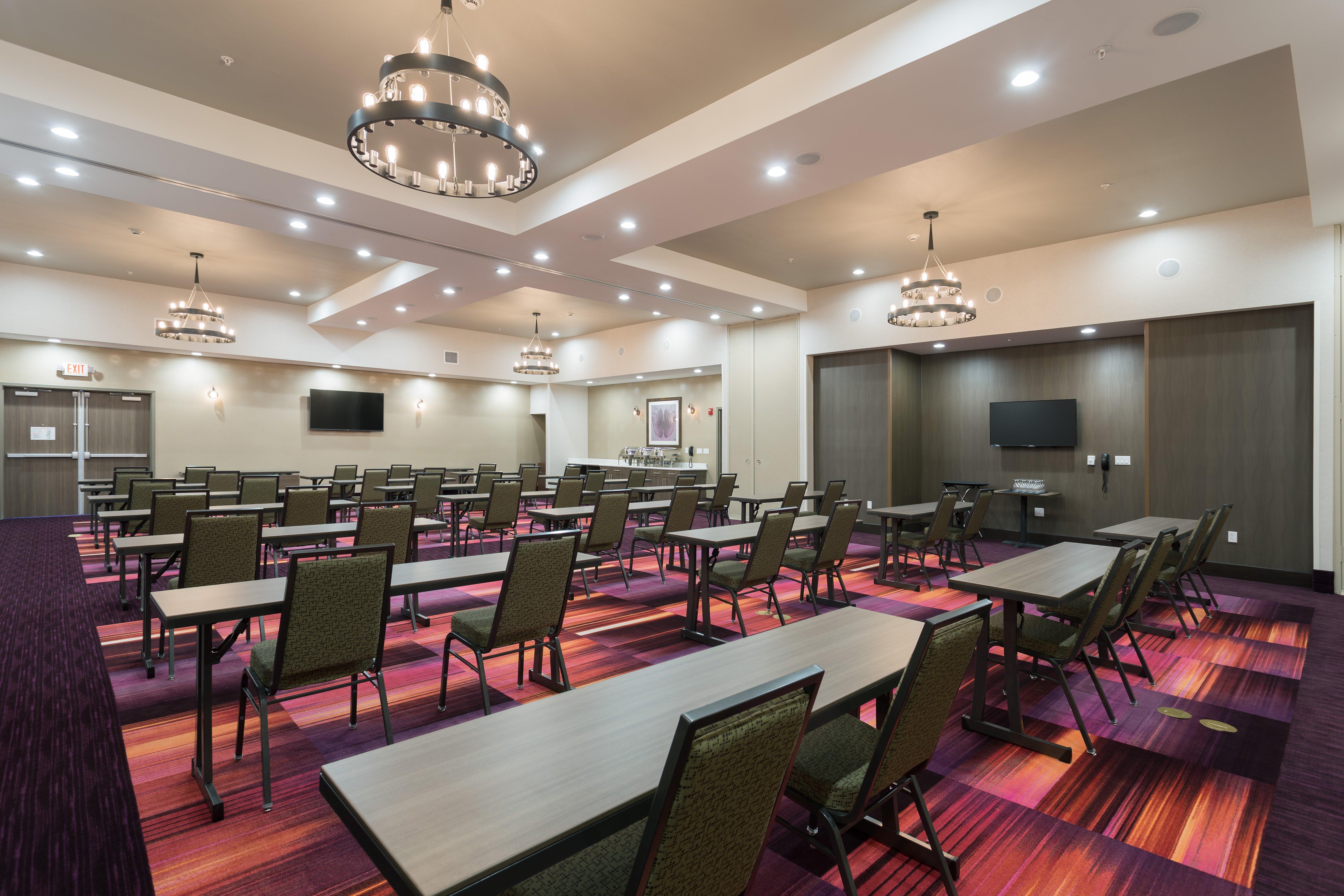 Holiday Inn San Marcos Convention Center By Ihg Exterior photo
